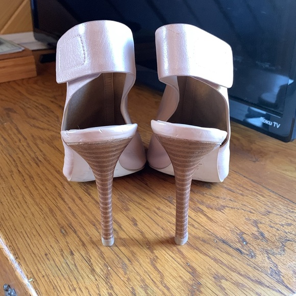 Charles by Charles David Heels - Picture 4 of 10